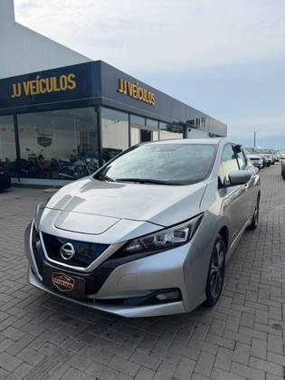 NISSAN LEAF B12P 40 ELÉTRICO NISSAN LEAF B12P 40 ELÉTRICO